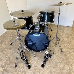 Sound Percussion Bebop Complete Drum set 20” Bass New Quiet Cymbals New Throne Hardware  Sticks Key Bag $335 Cash In Ontario 91762.  12” 15 Toms