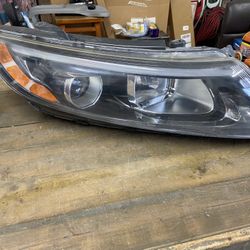 14-15 Kia Optima Right Passenger Side Halogen Headlight 