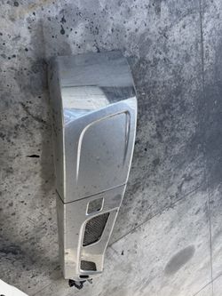Peterbilt 579 New gen Bumper
