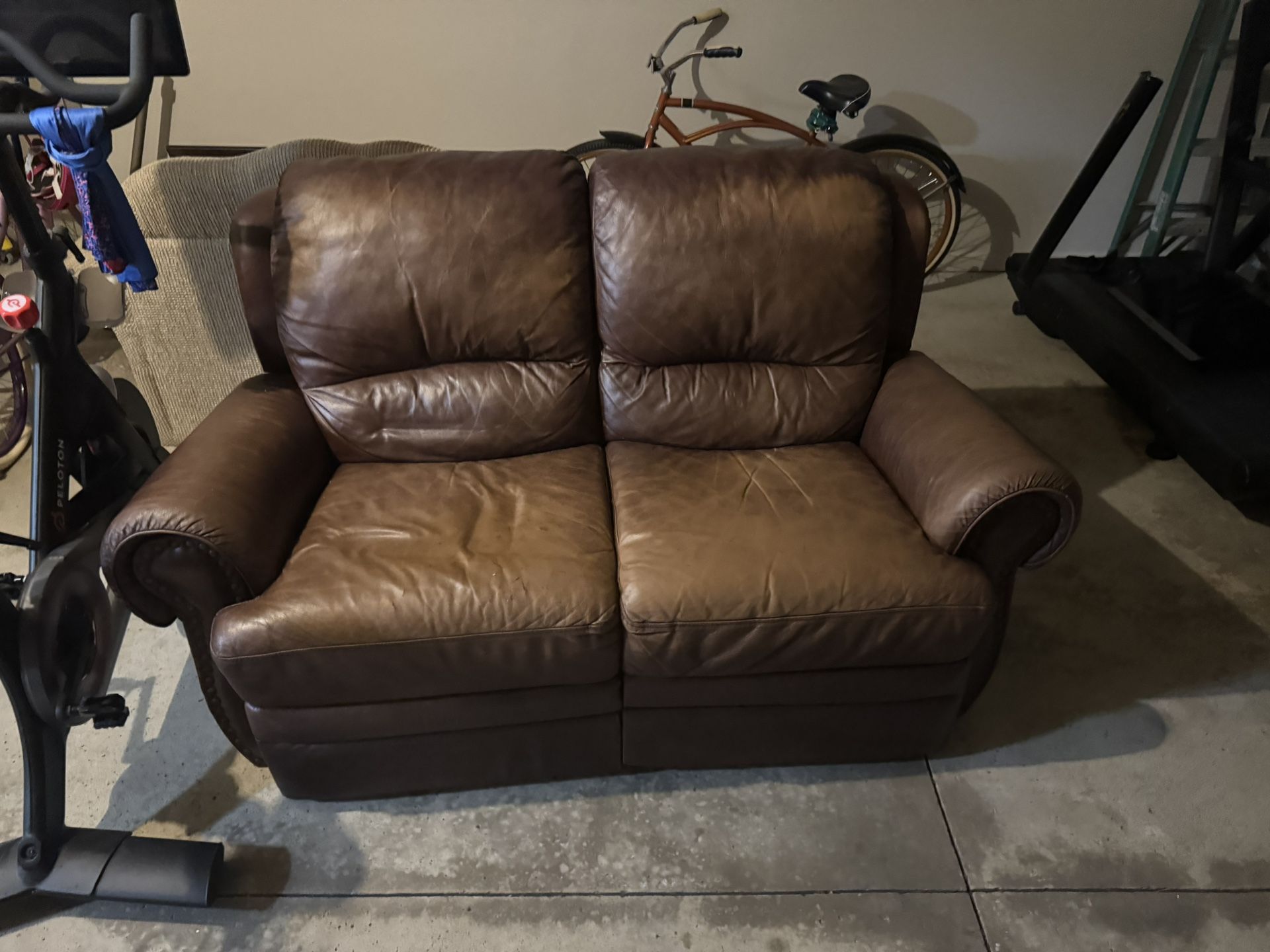 Brown Leather Loveseat recliner