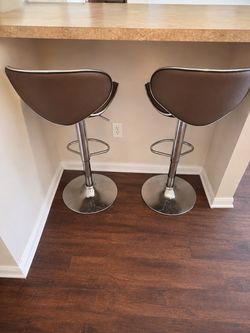 Set of 2 Adjustable Bar Stools