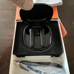 Trotronics Wireless Earbuds New In Box