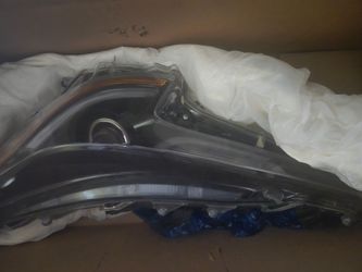 2020 Corolla driver headlight
