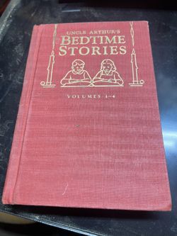Vintage 1941 Uncle Arthur’s Bedtime Stories First Edition. 