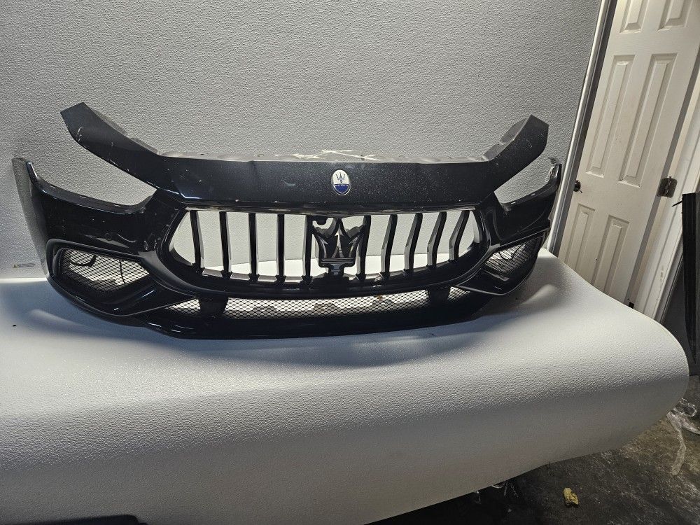 2018 2024 Maserati Guibli S Modena Grand Sport Front Bumper Oem