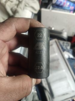 CTA 4222 lug nut flip socket