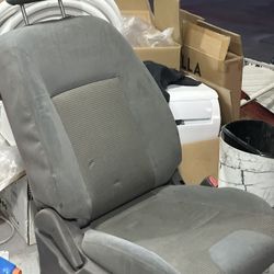 2011-2012 Car Seats For A Sentra, Nissan 