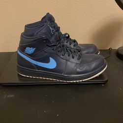 Jordan 1 Mid  Obsidian University Blues - No Box