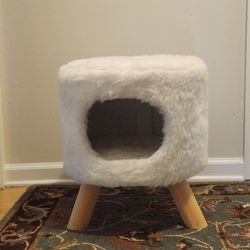 Cat Condo One Level