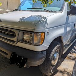 2001 Ford Econoline