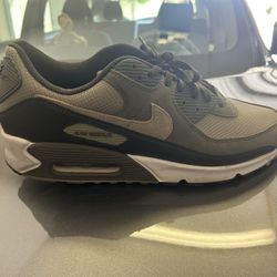 Nike Air Max Size 15