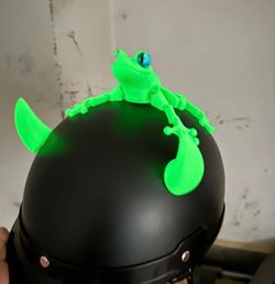 3D Frog Helmet Topper