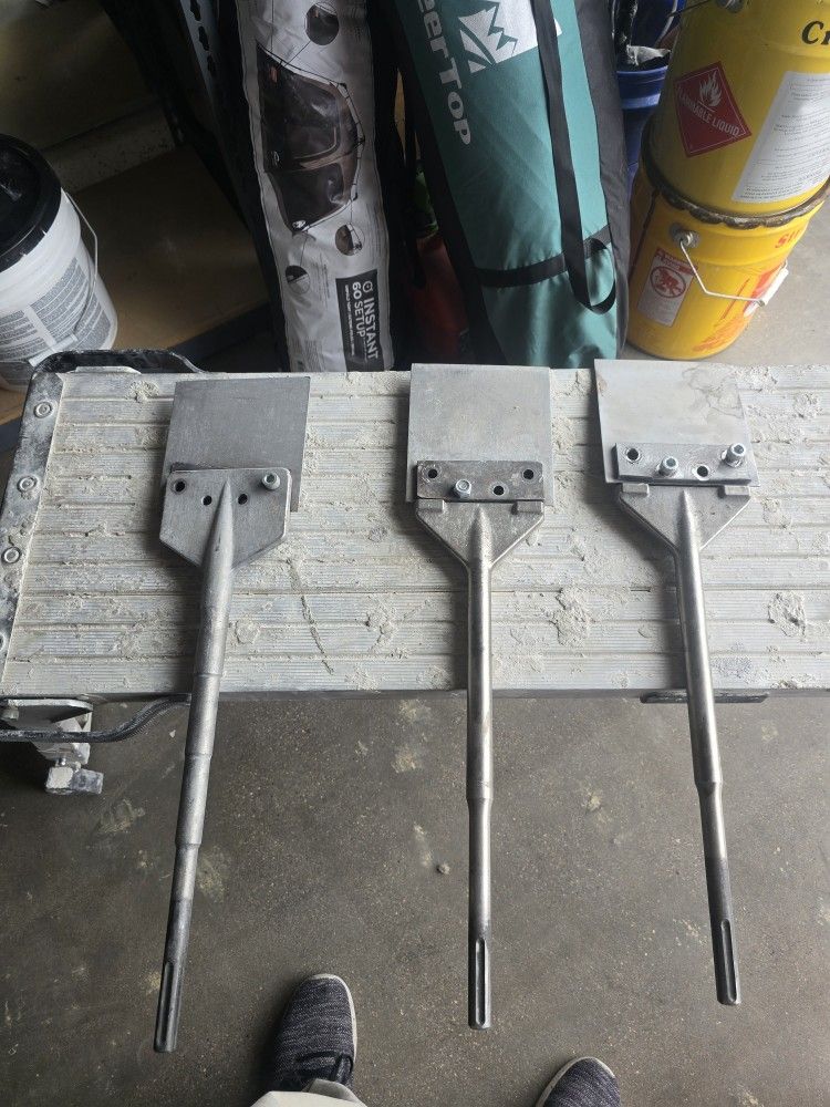 Sds Max Floor Scraper. Need Screws.