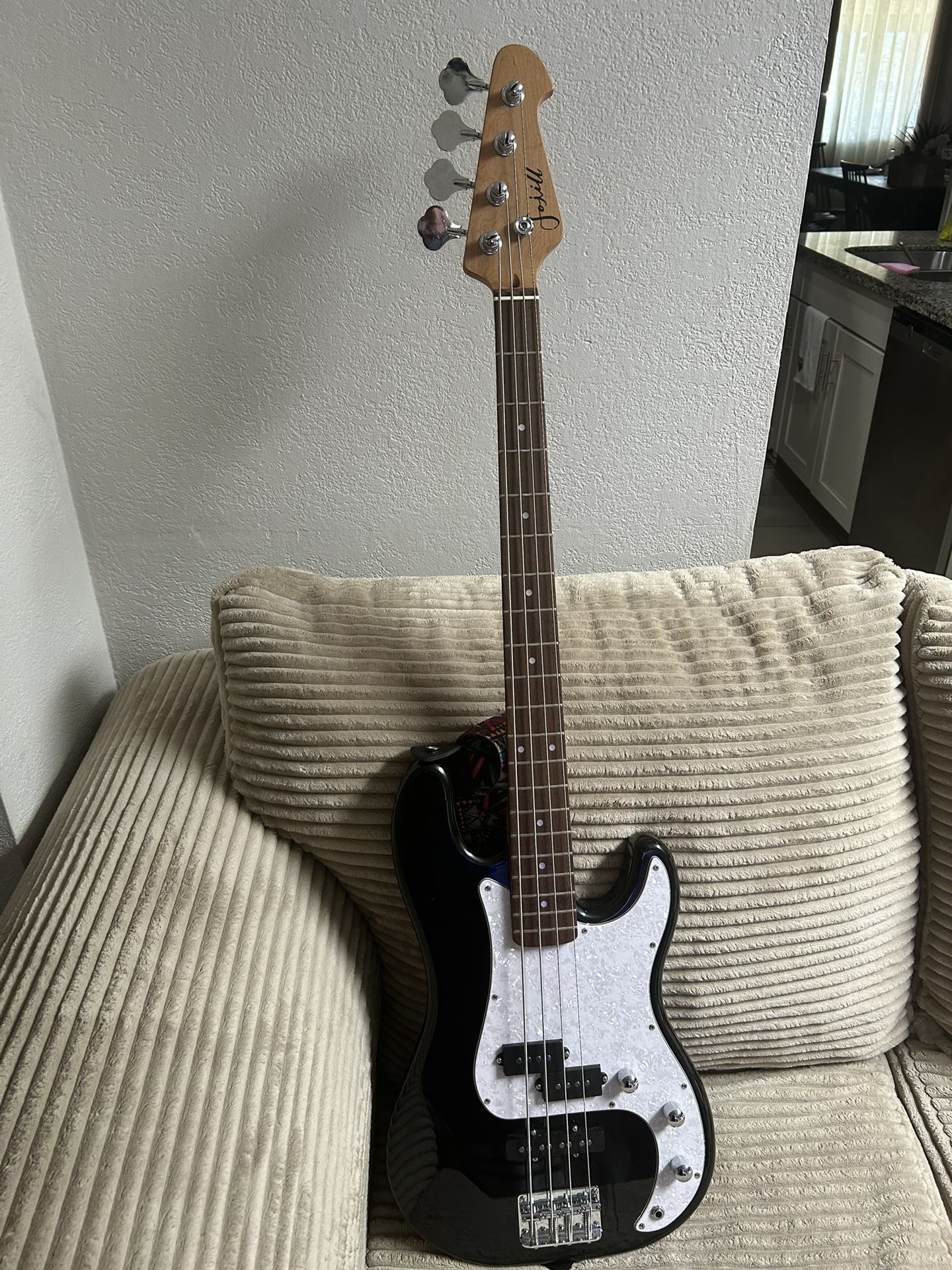 Electric Bass Guitar