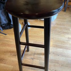 2 Tall Round Sitting Ball Stools 