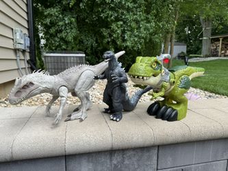 Dinosaur Set Of Toys (3)