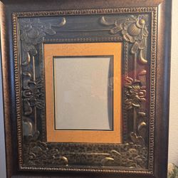 Large Frame 16x20 Hold Pic- 11x14 Or 8 X10 