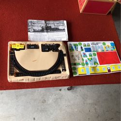 Vintage Lady Liberty Express Train Set $15
