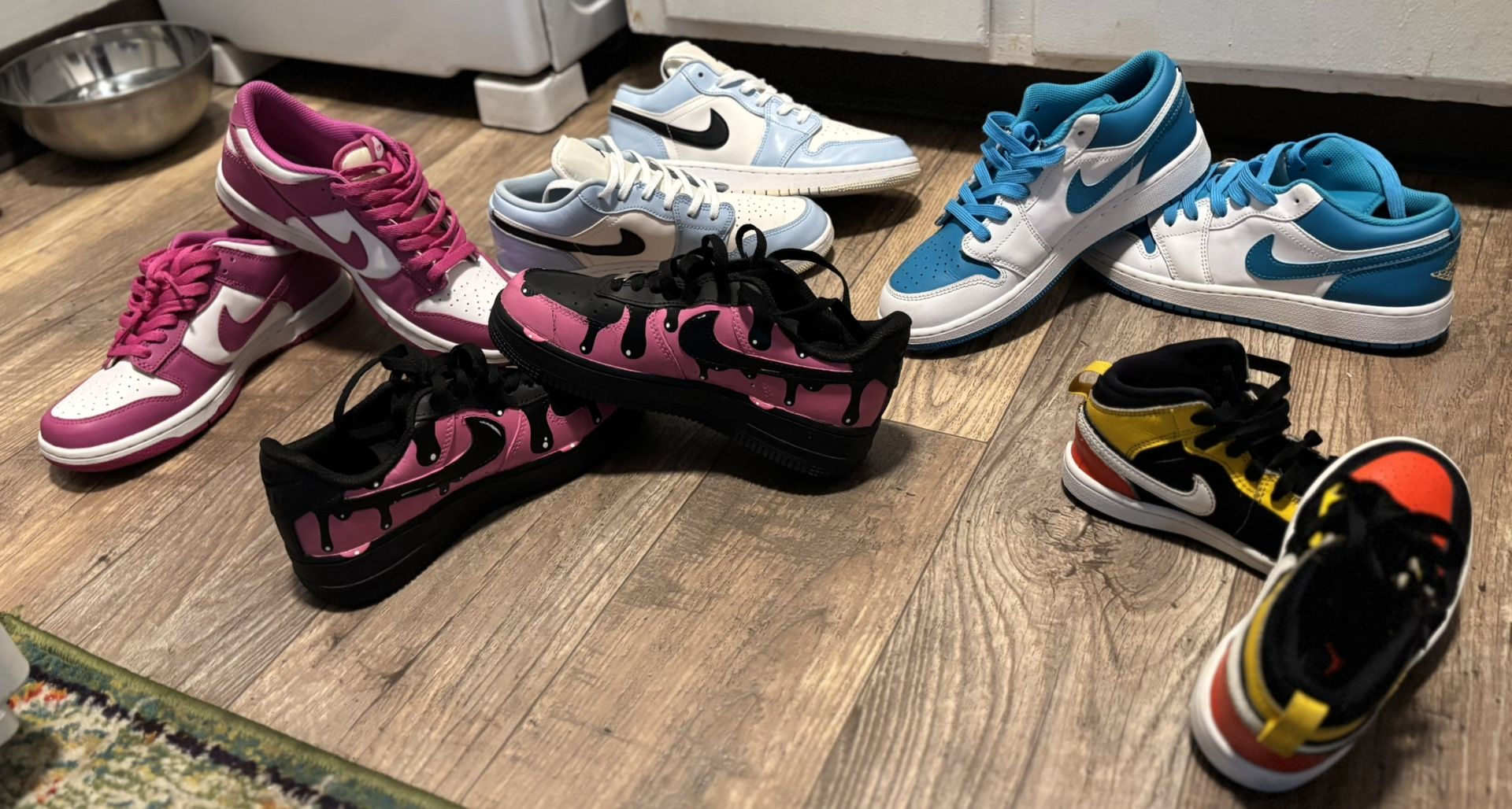 COME GET YOUR KICKS!!!!!!!!!!