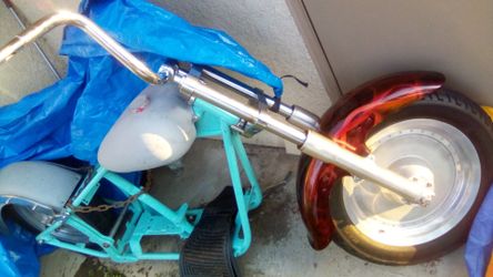 Harley swingarm, bobber frame with paper work