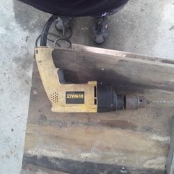 DeWALT 511 Hammer Drill