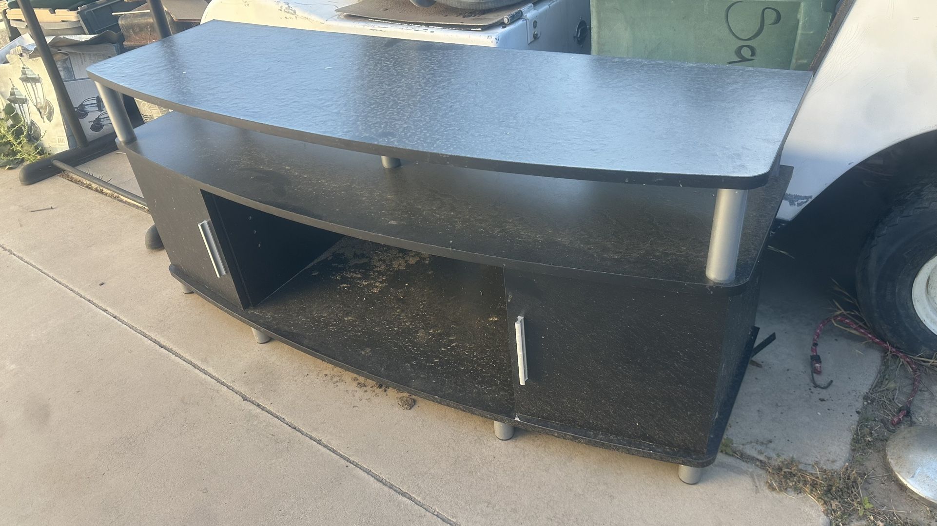 Entertainment Center 4ft