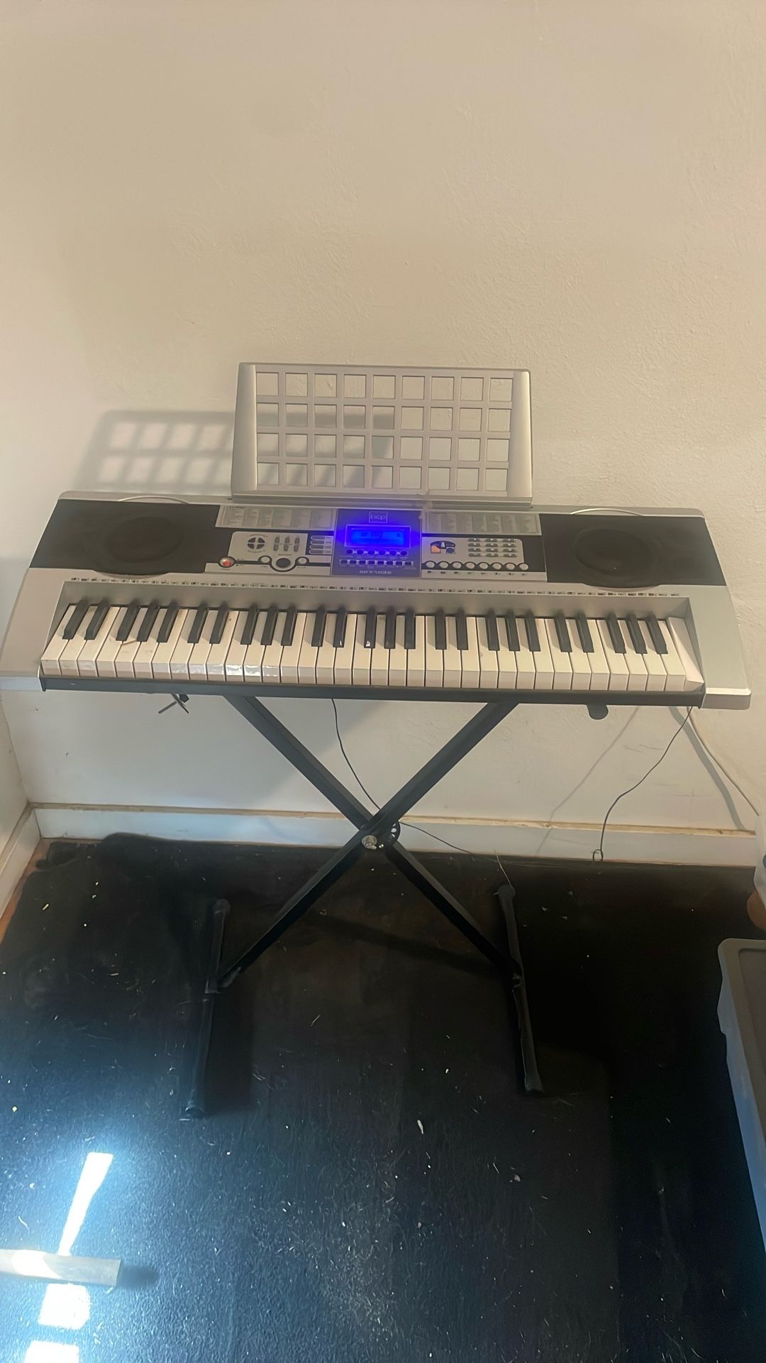Electronic Keyboard Piano 🎹