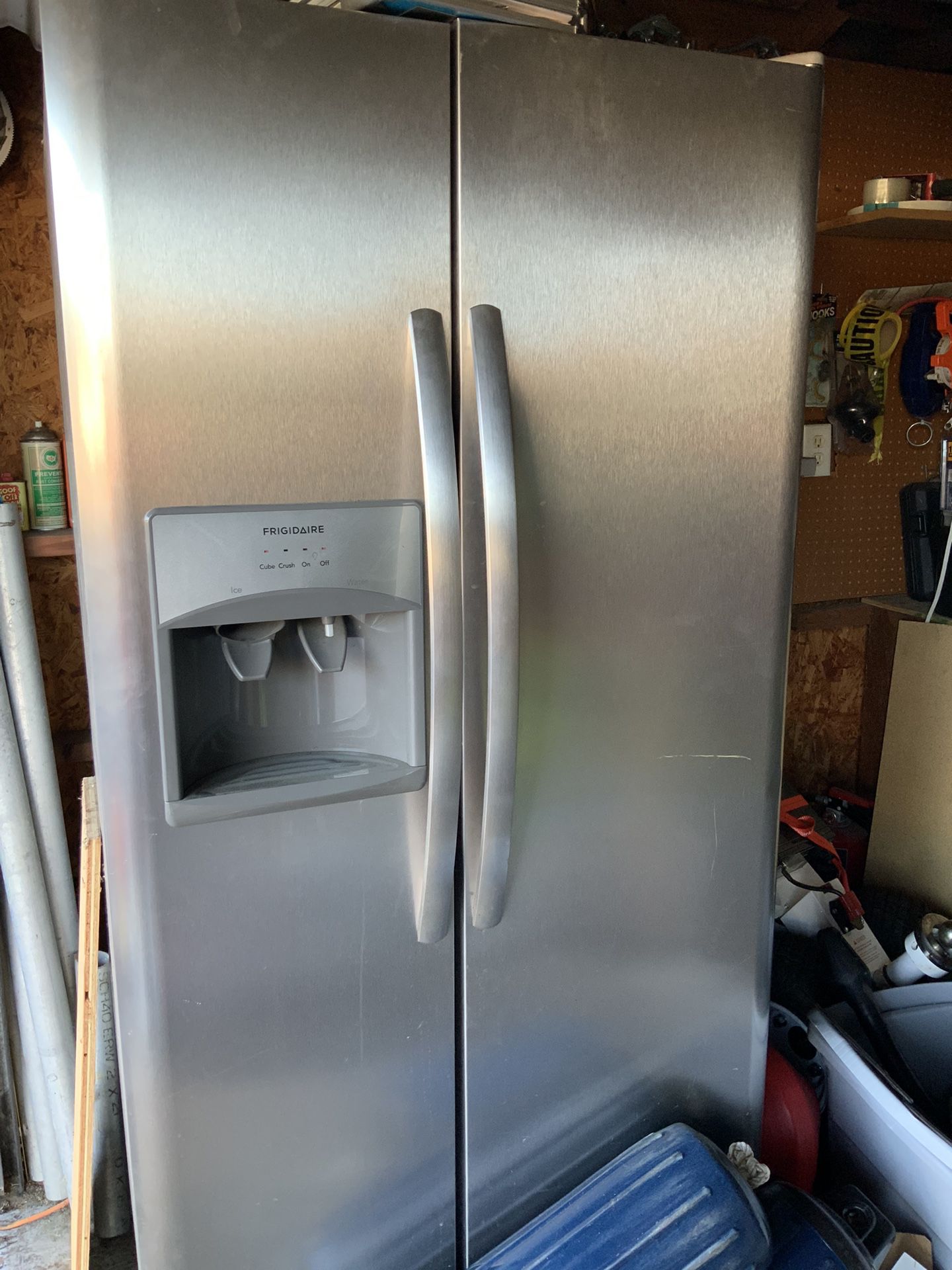 Nice Functioning Refrigerator
