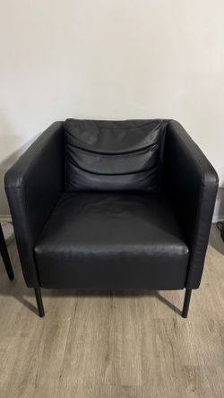 Accent chair