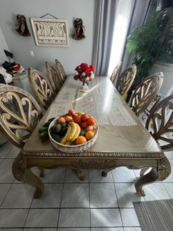 Dining Table For 8 With Glass Included