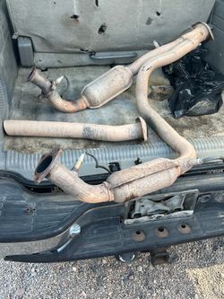 01 Yukon ypipe exhaust Tahoe Suburban Silverado