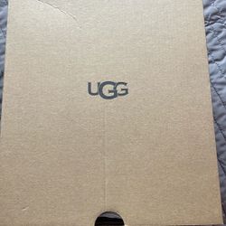 UGG Slides