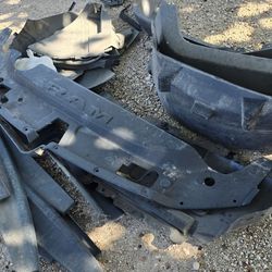 Truck And Car Accessories FREE / GRATIS