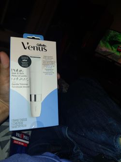 Gillette Venus Pubic Hair & Skin Gentle Trimmer