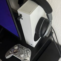 Xbox Series S w/ Controller and Headset
