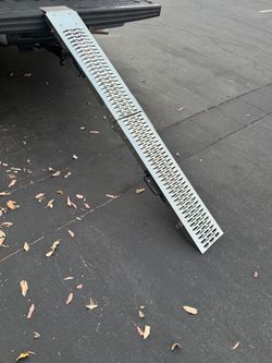 $50 / New/ 73” long motorcycle or e-bike loading ramp / heavy duty / 750 pound capacity
