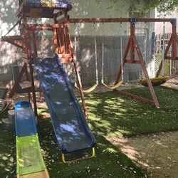 Outdoor Backyard Swingset