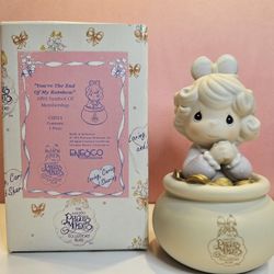 Precious Moments Figurines 