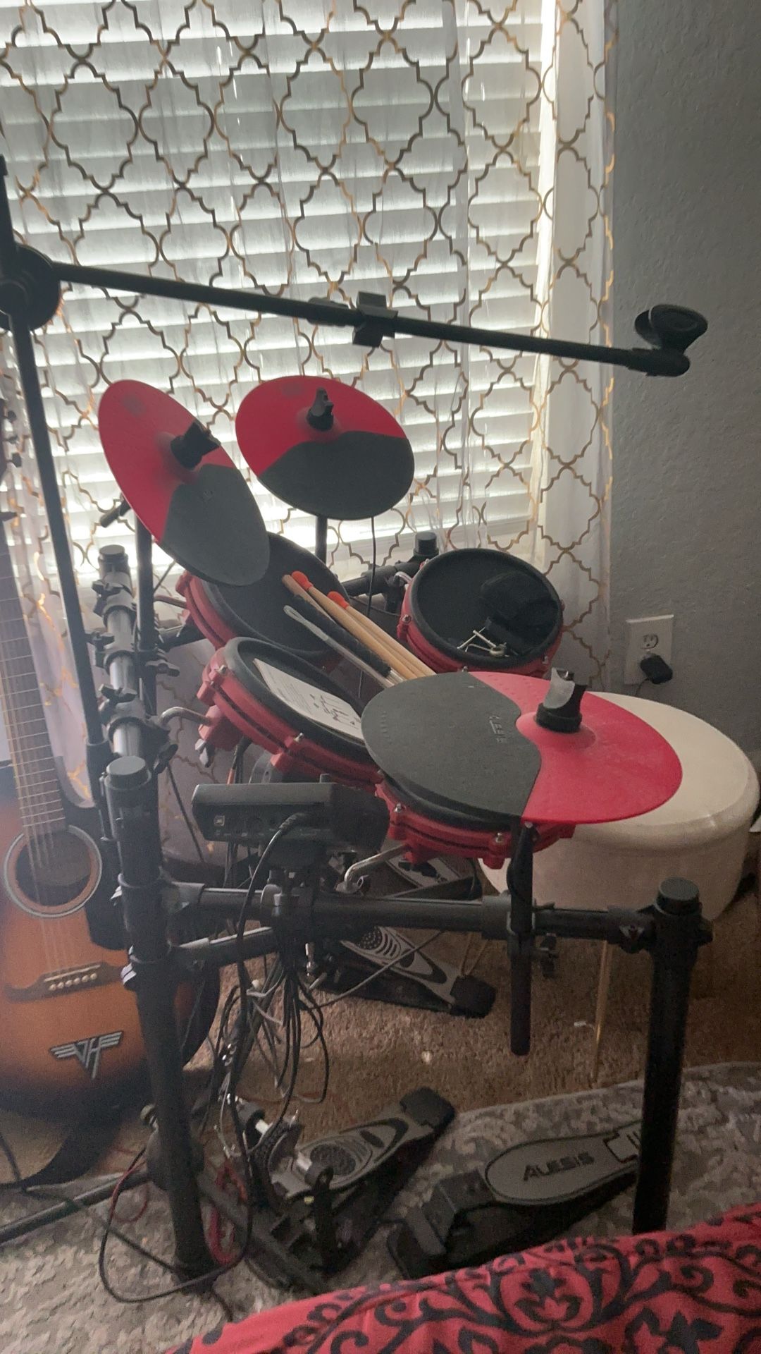 Electric Drum Kit. Alesys Mesh Drum Kit