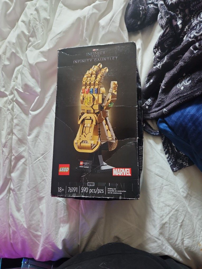 Infinity Gauntlet Lego