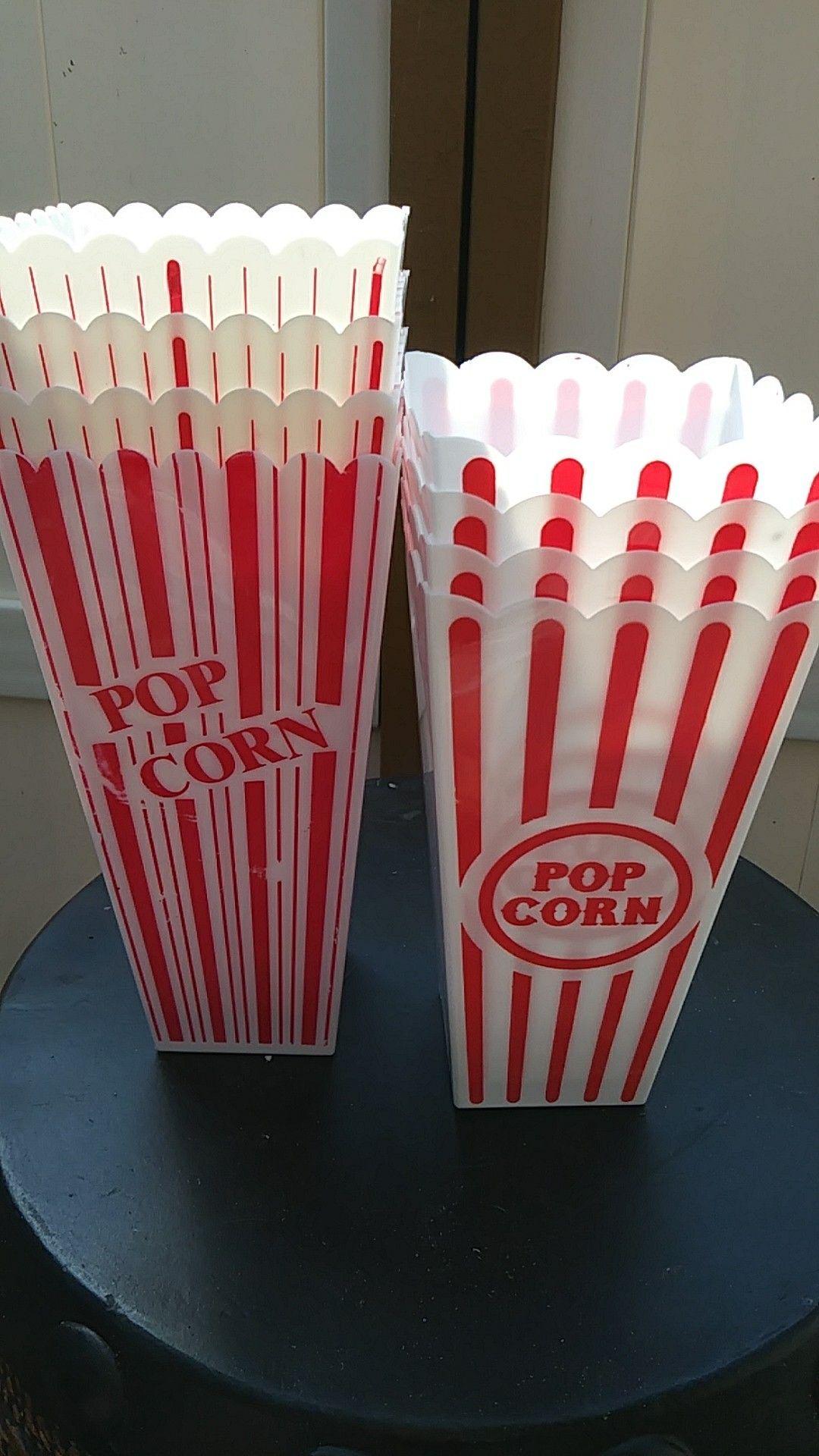 Popcorn containers