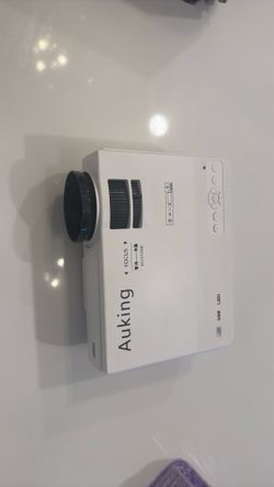 Mini wireless projector