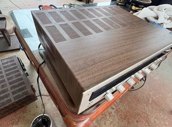 Marantz 2245 receiver