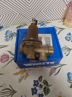 ✨️ Watts 3/4 in. Copper FPT x FPT Water Pressure Reducing Valve (3/4 LF25AUB-Z3) #b10