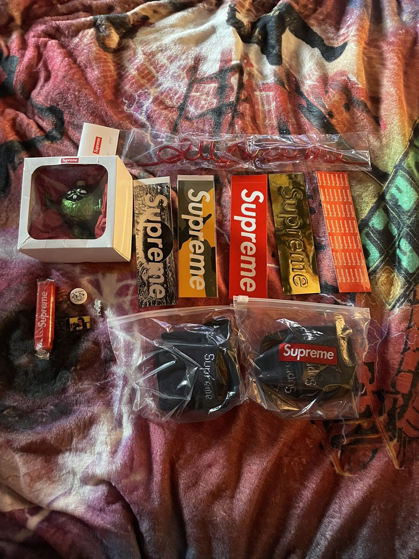 Supreme Stickers And Accessories 