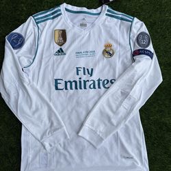 Real Madrid Cristiano Ronaldo 2017 Champions League Final Home Long Sleeve Jersey