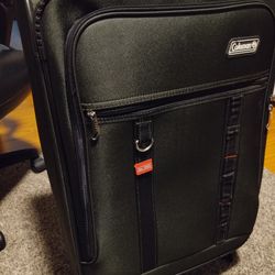 Luggage Bag - Coleman (Checked Medium Size)