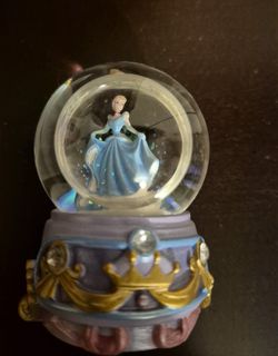 Mini Cinderella Snow Globe (2.5 Inches)