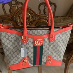 Handbag 