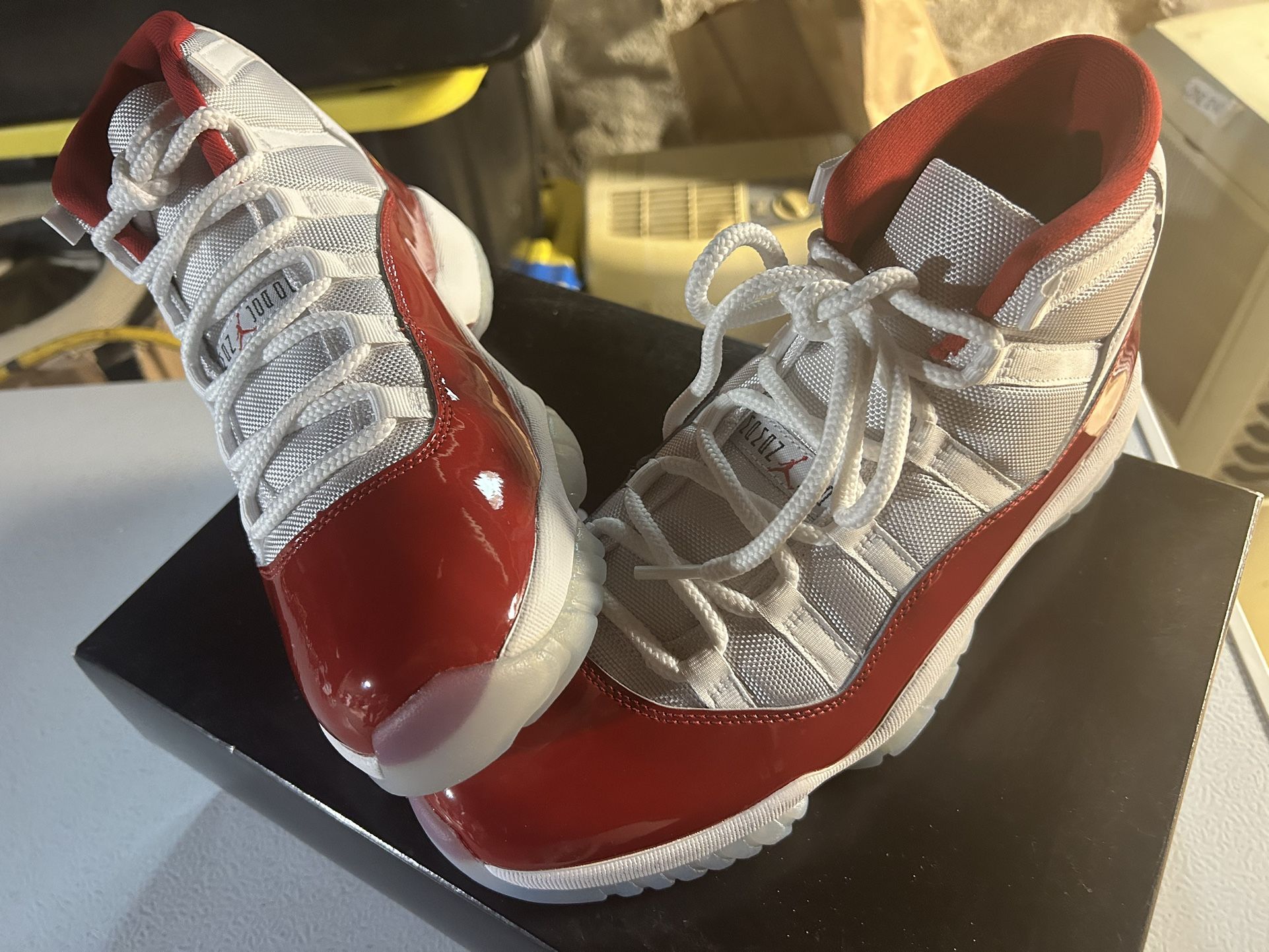 Jordan 11 Cherry